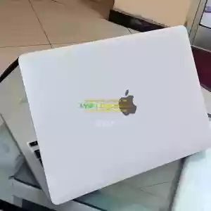 Apple  M2 chip13-6 inch MacBook pro with apple M2 (space Cilver  color)8GB unified memory Price in Ethiopia